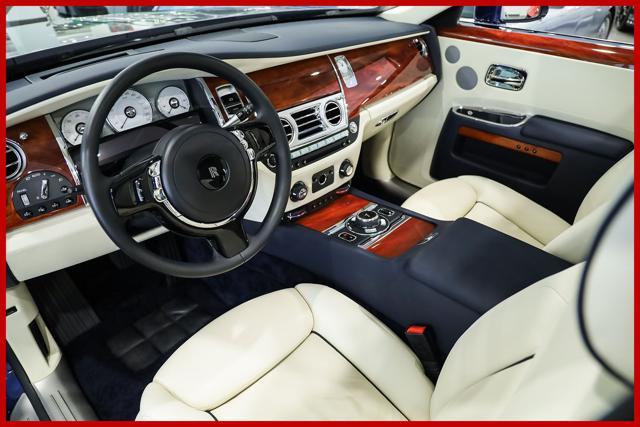 ROLLS-ROYCE Ghost GHOST II - VERNICE BI-COLOR - MONITOR