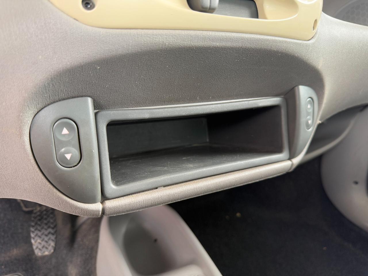 FIAT 600 ANNO 2007 1.1 BENZINA SOLAMENTE 64.000 KM