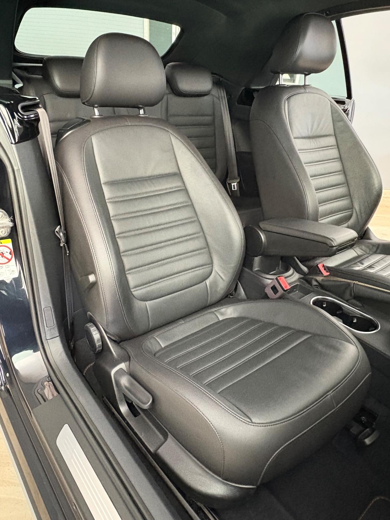 VW Beetle Maggiolino 1.4 TSI DUNE cabriolet