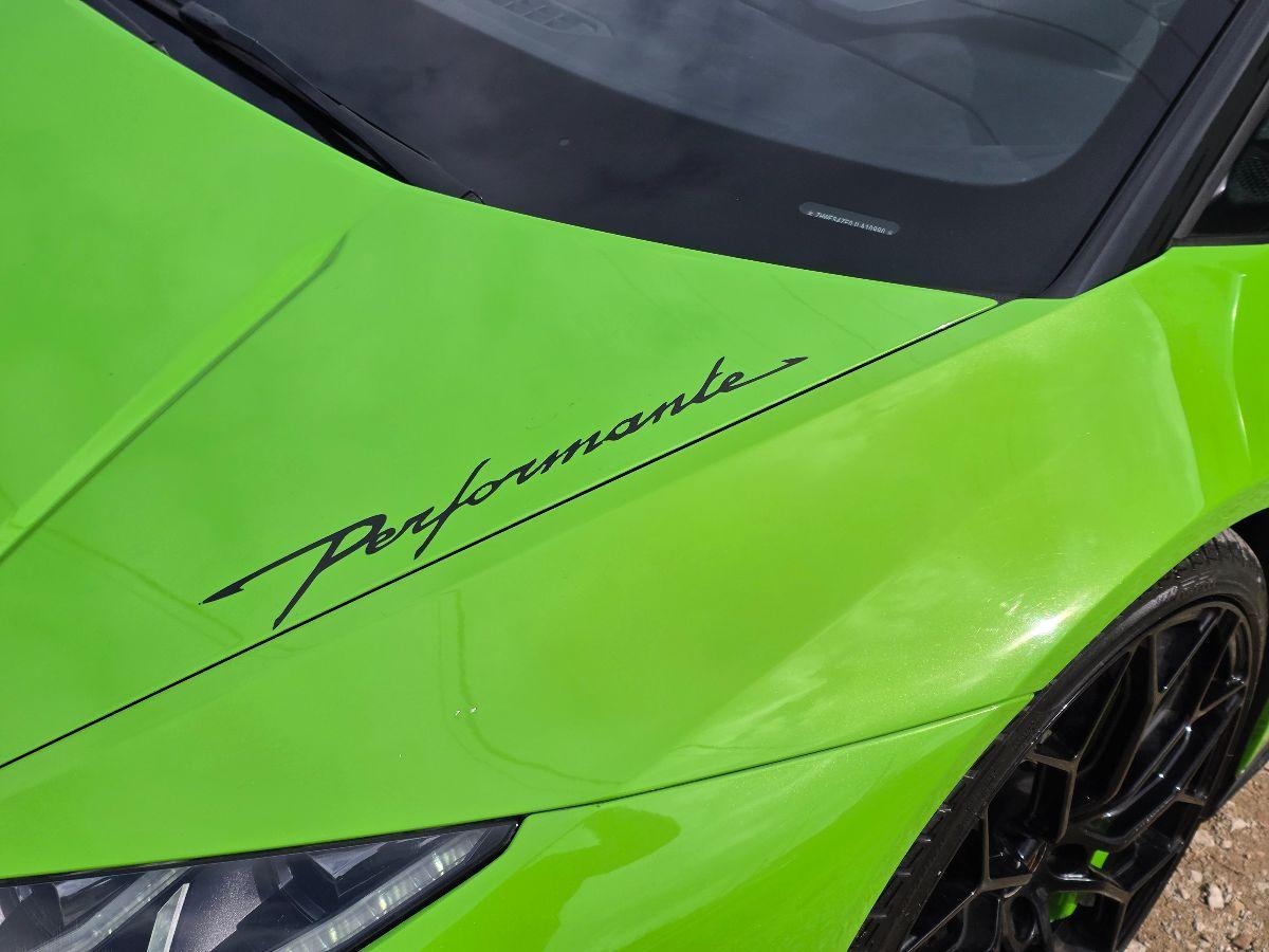 LAMBORGHINI HURACAN SPYDER PERFORMANTE NOLEGGIO