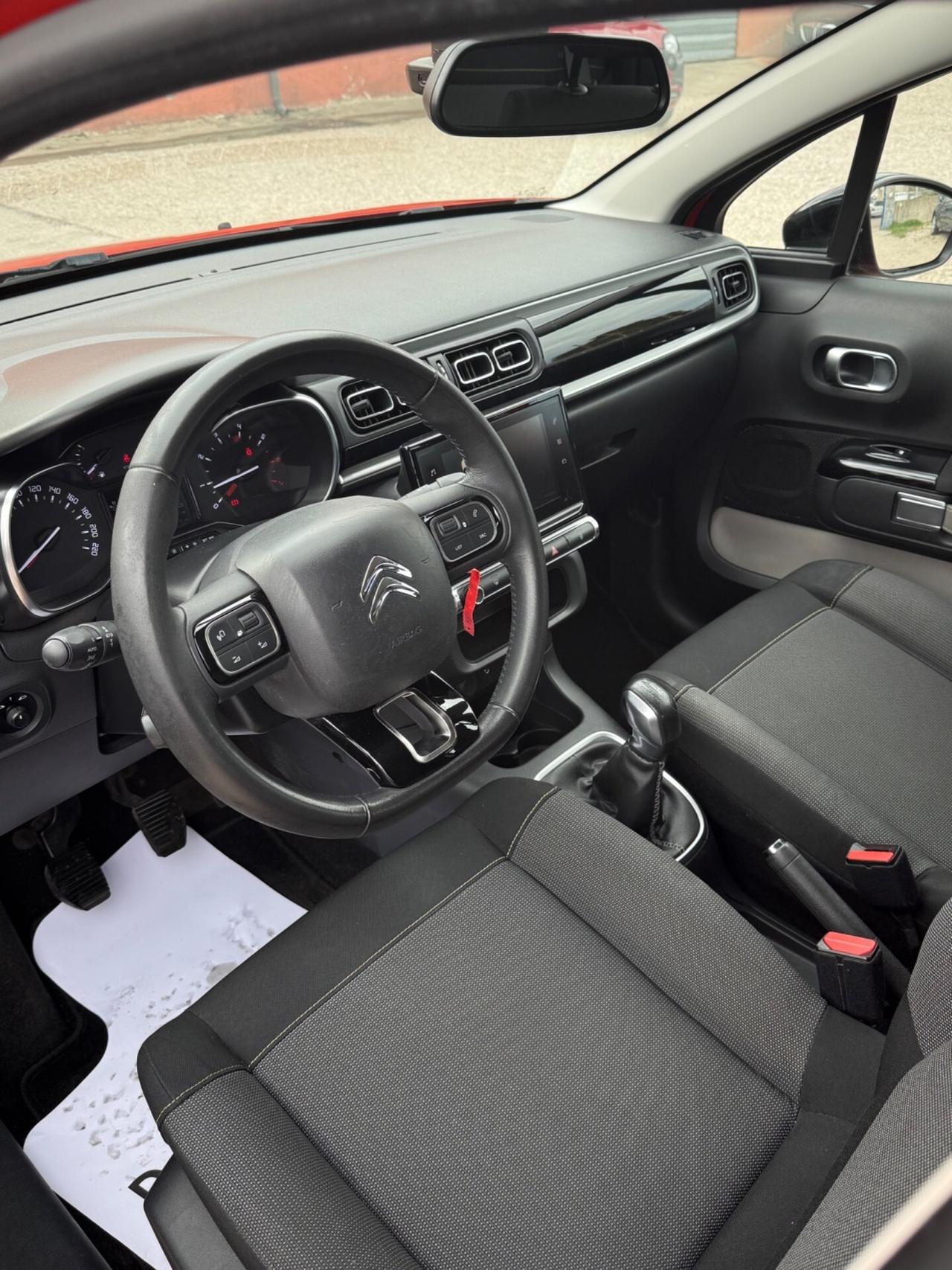 Citroen C3 PureTech 82 GPL Shine