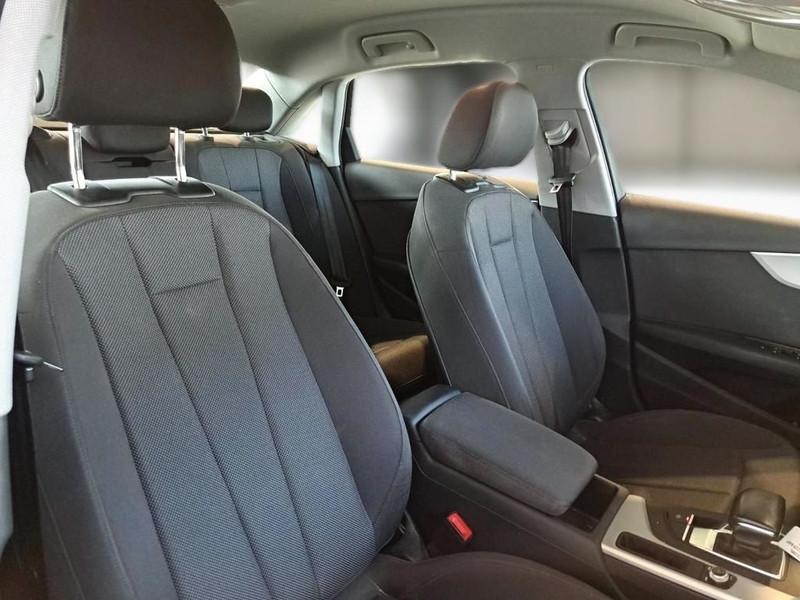 AUDI A4 2.0 35 TDI MHEV BUSINESS S TRONIC 4 PORTE BERLINA