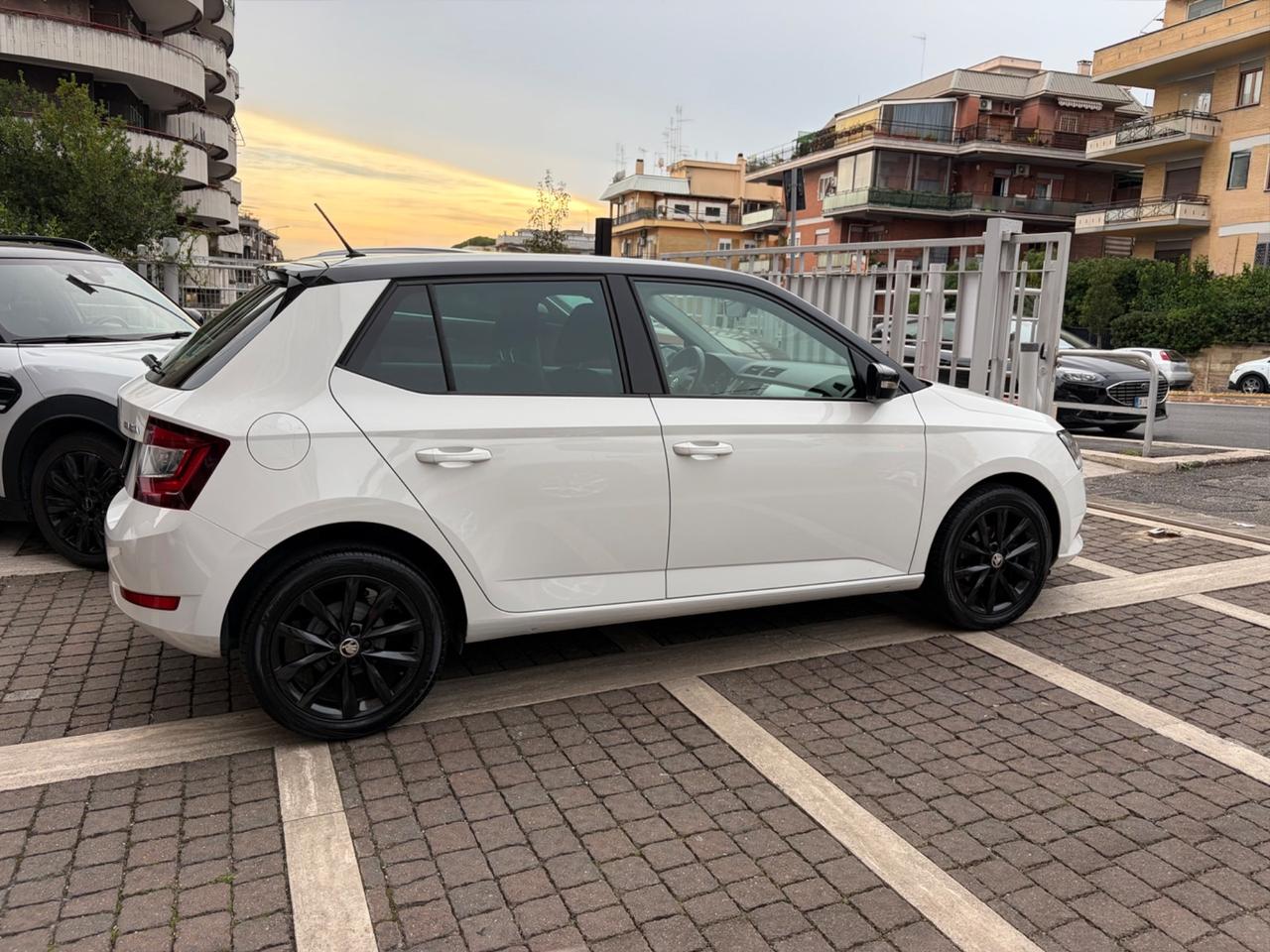 Skoda Fabia 1.0mpi Twin Color Nero - UNICO PROPRIETARIO !!