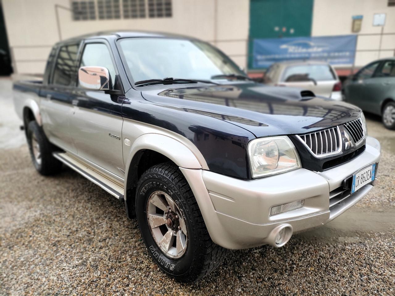 Mitsubishi L200 2.5 TD 4WD Double Cab AUT+GANCIO