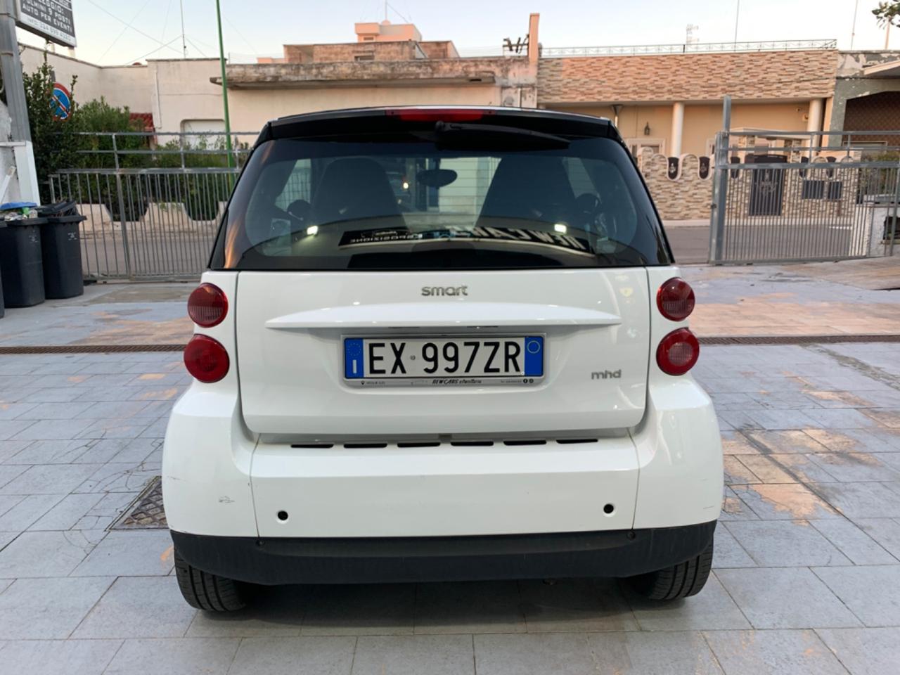 Smart ForTwo 1000 45 kW MHD coupé pure