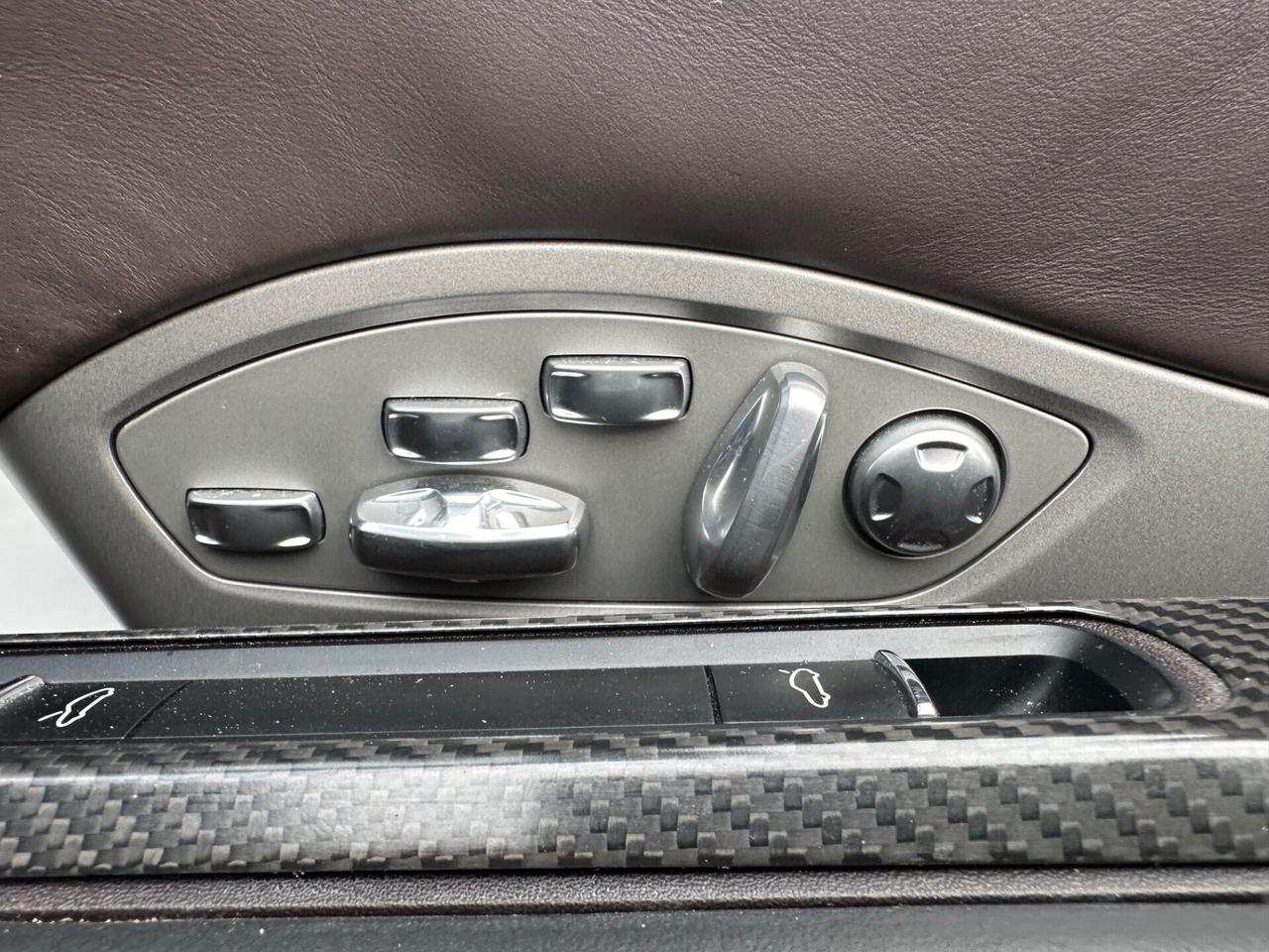 Porsche 911 3.8 Turbo S Cabriolet/fantastica/carbonio/km doc.