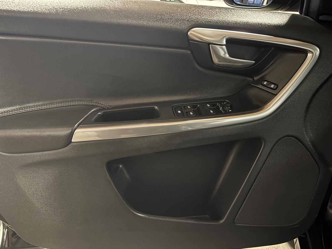 Volvo XC 60 D3 Geartronic Summum AUTOMATICA