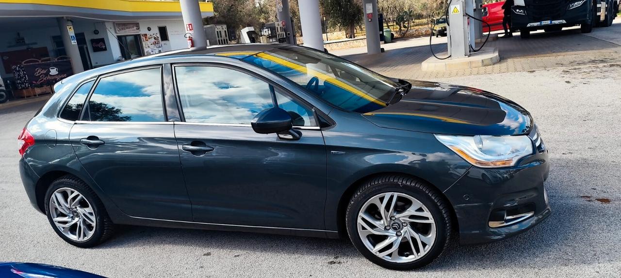 Citroen C4 1.6 e-HDi 110 airdream Exclusive
