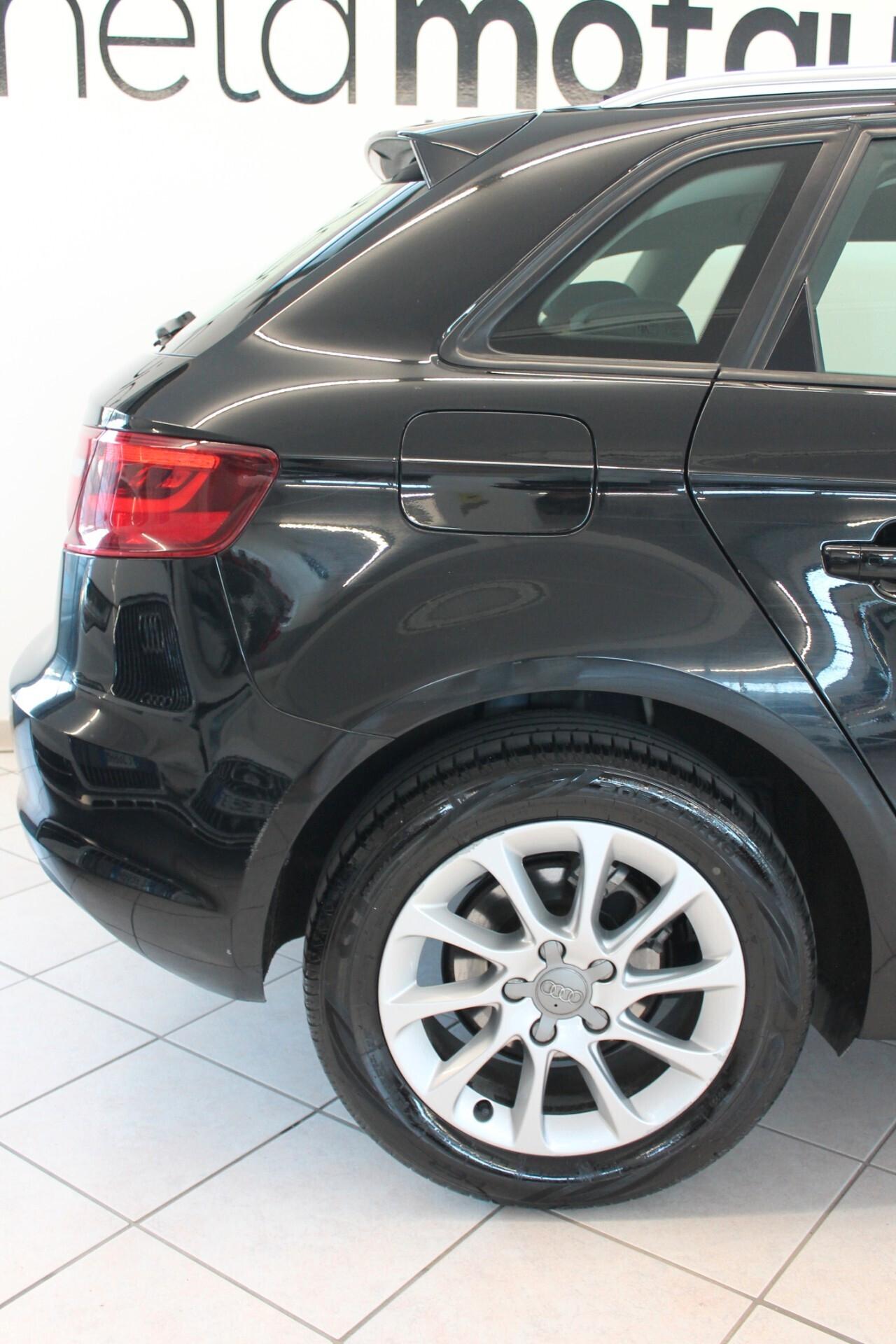 Audi A3 Sedan 1.6 TDI ultra Attraction