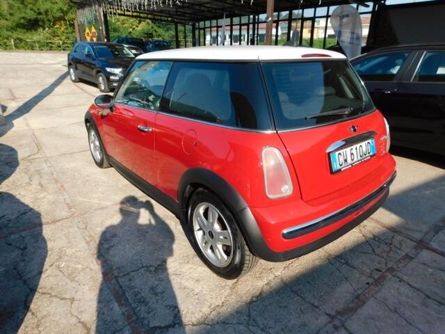 Mini Mini 1.4 tdi One D de luxe