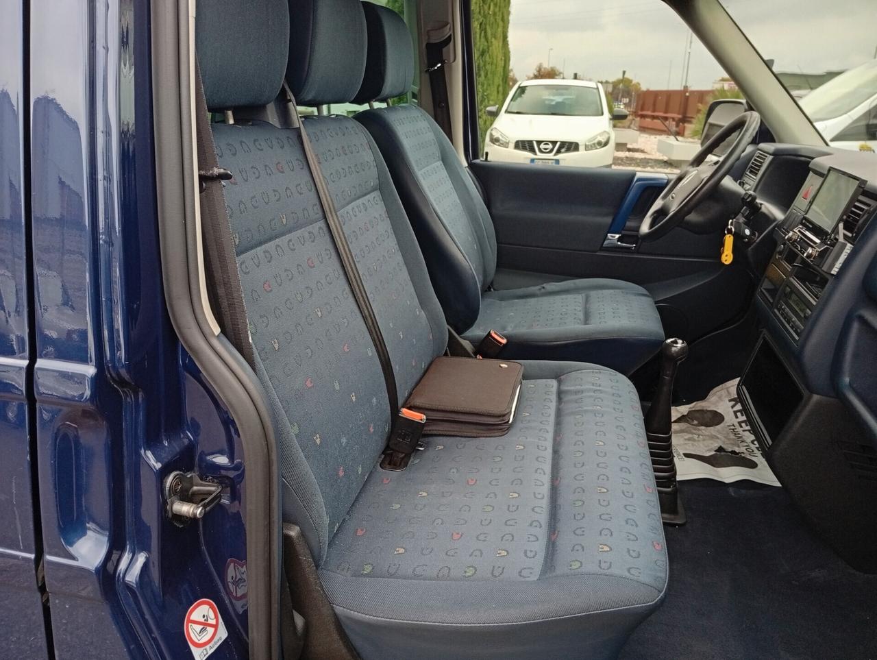 Volkswagen Caravelle/Multivan Multivan 2.5 TDI/102CV