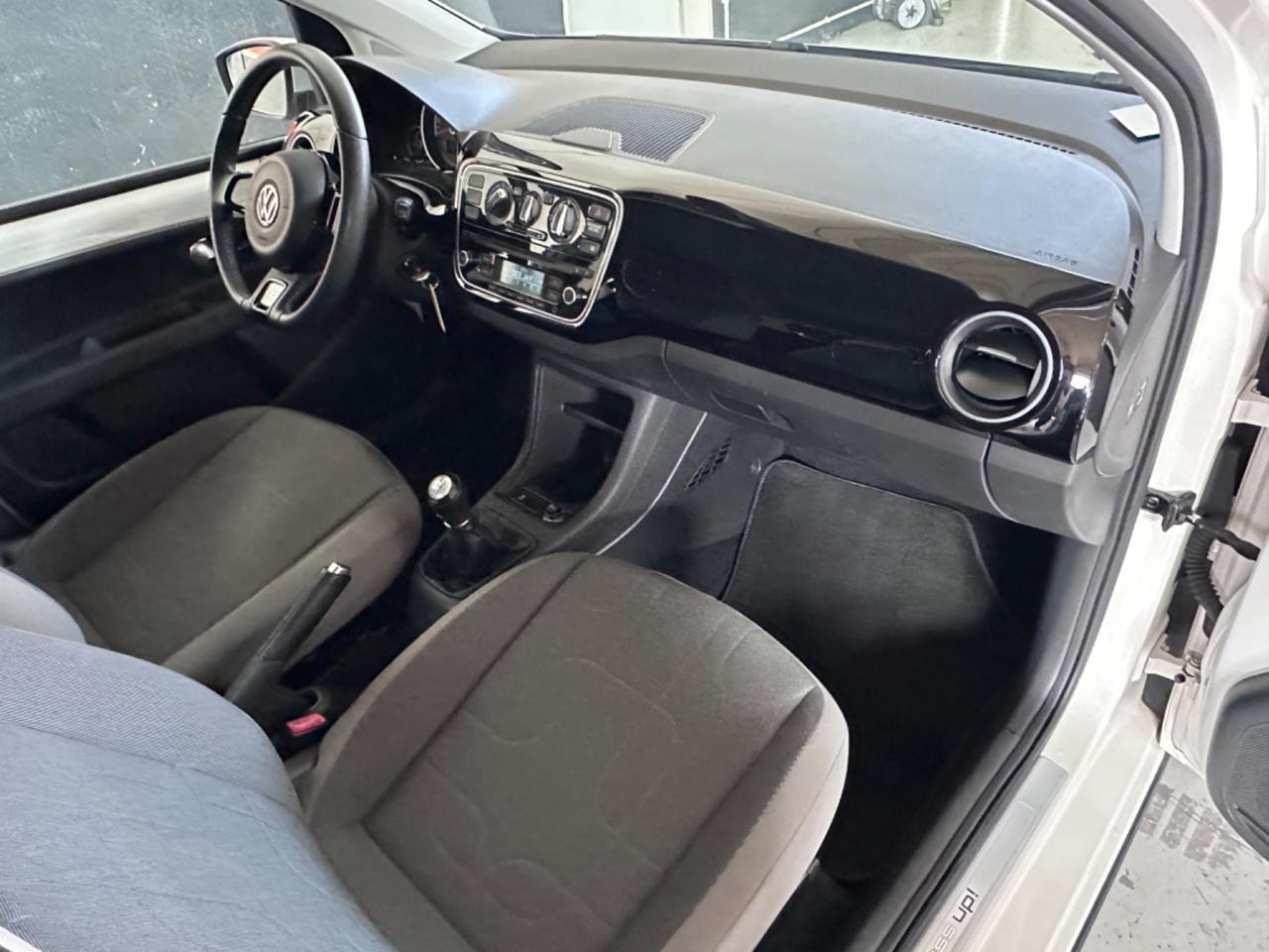 Volkswagen up! 1.0 75 CV 5p. cross