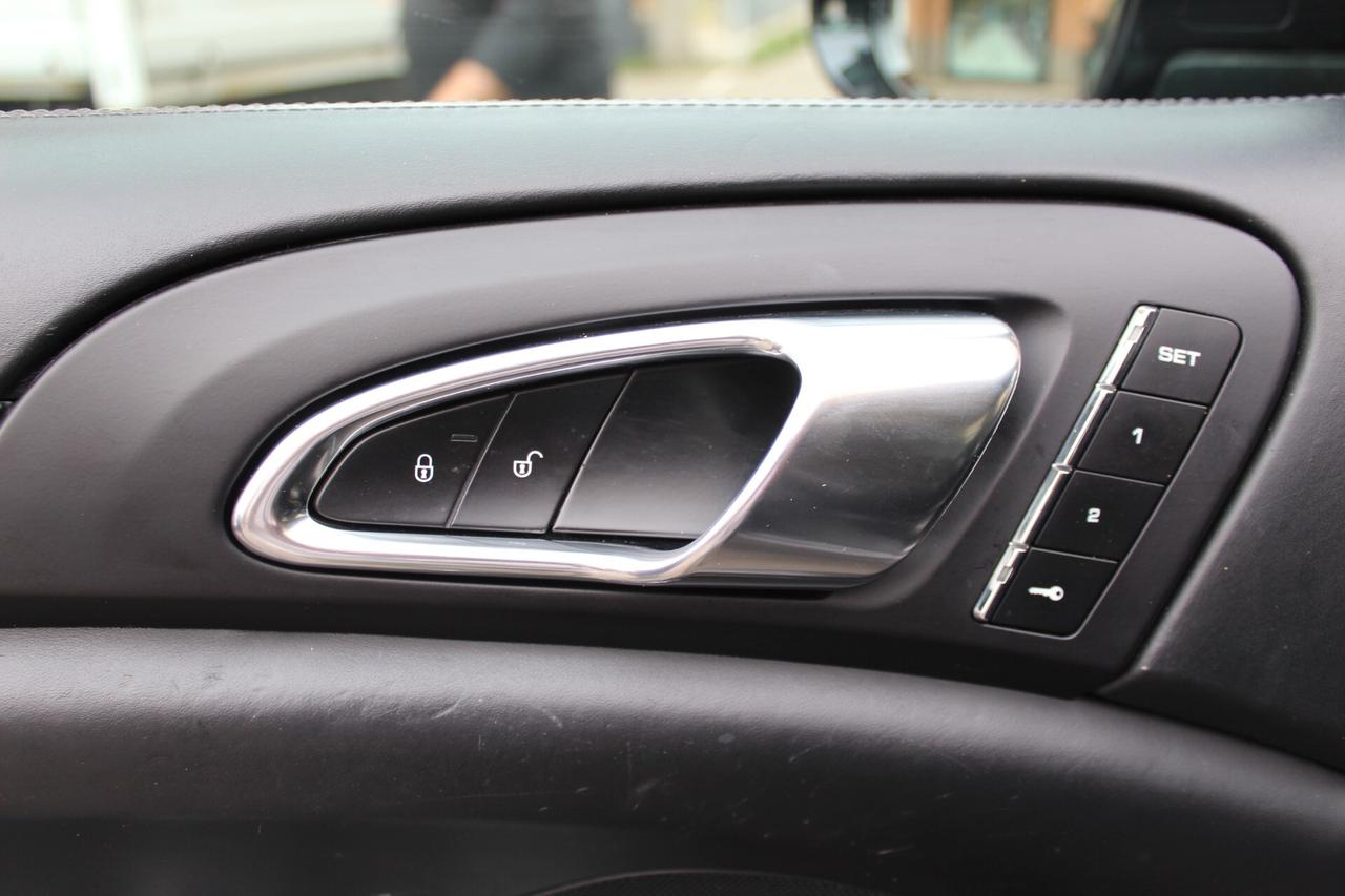 Porsche Cayenne 3.0 Diesel Platinum Edition