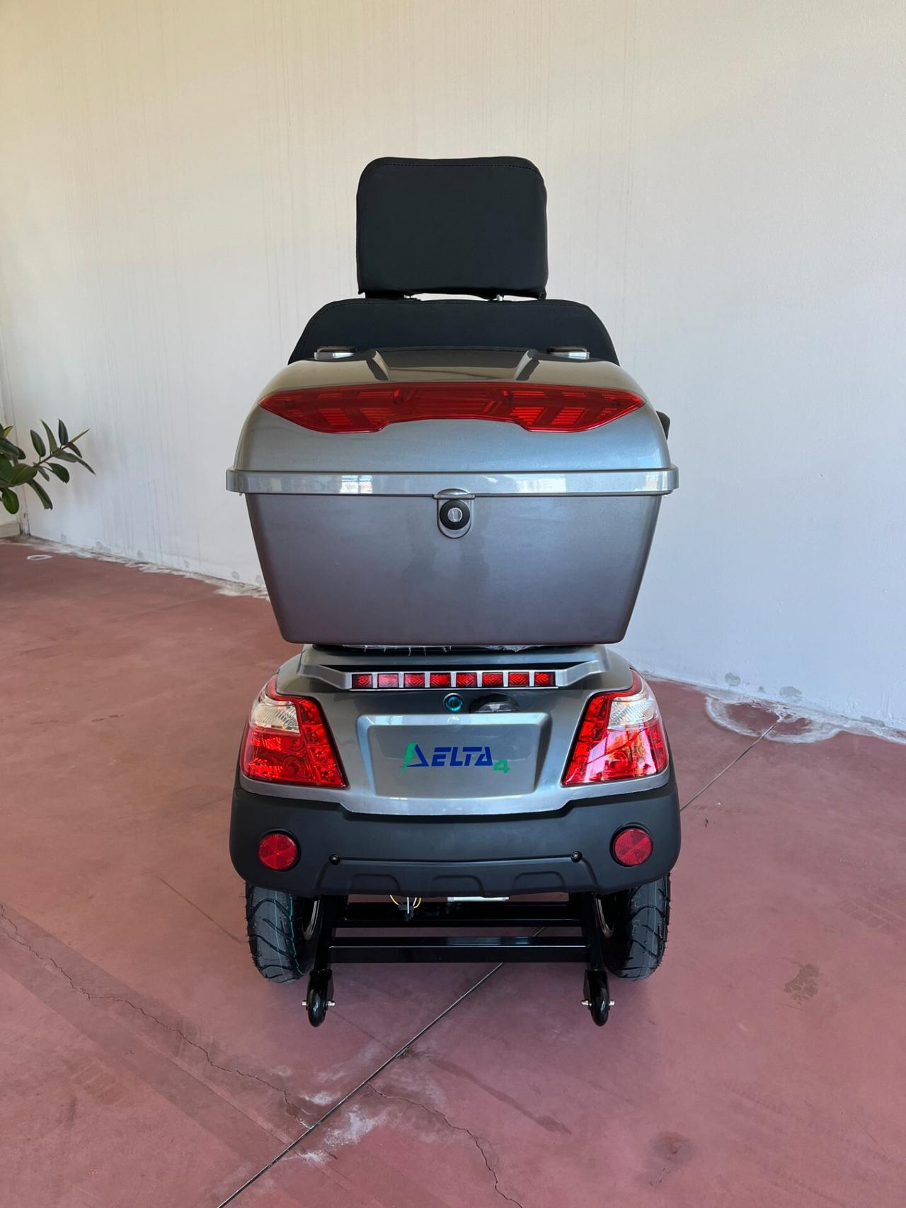 Altro Altro scooter