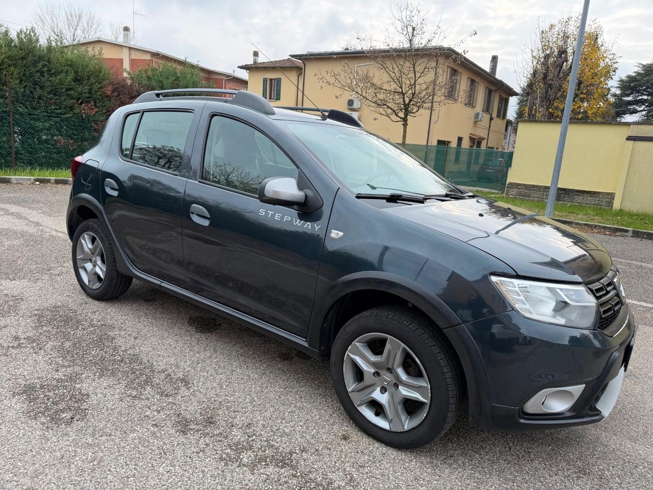 Stepway 0.9 GPL - NEOP. - 12 MESI DI GARANZIA -