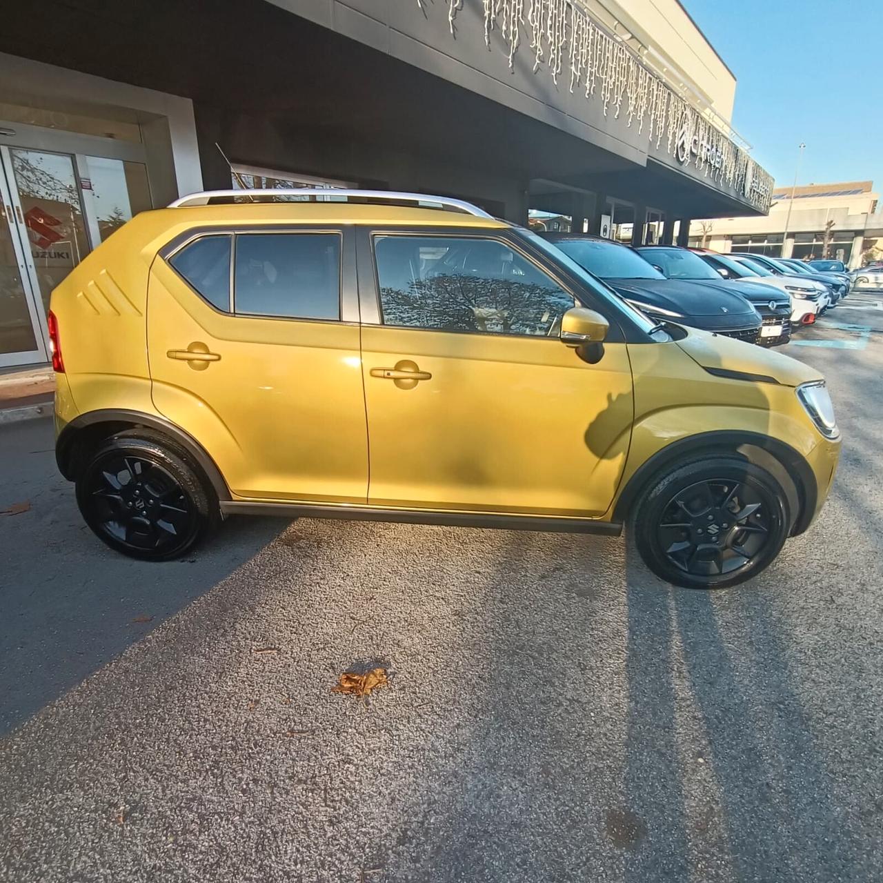 Suzuki Ignis 1.2 Hybrid Top