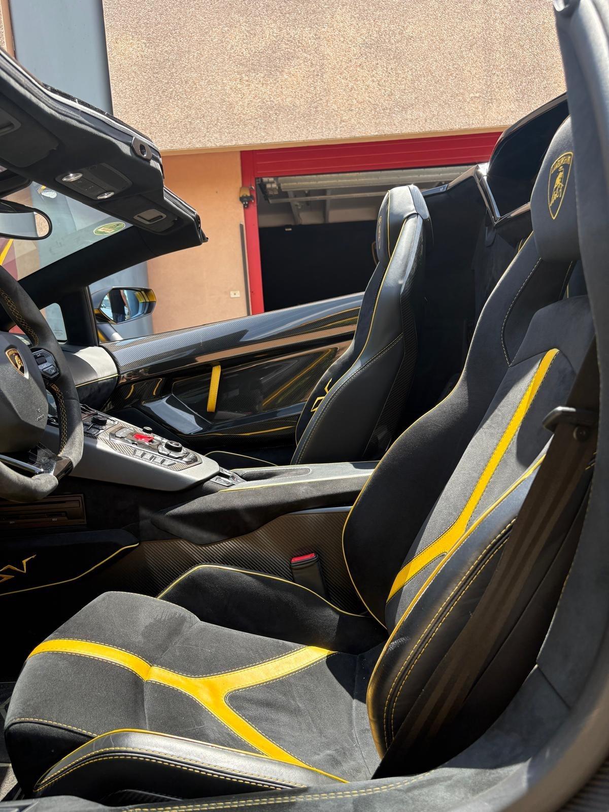 Lamborghini Aventador 6.5 V12 LP750-4 Superveloce Roadster