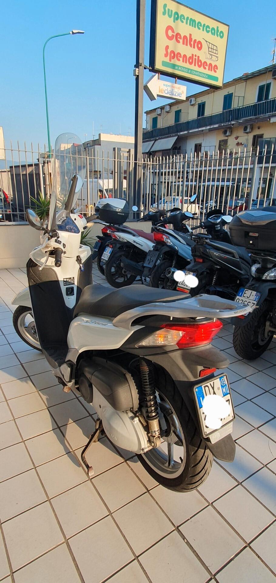Honda SH 300 Abs