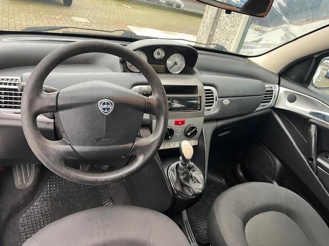 Lancia Ypsilon 1.2 69 CV Diva