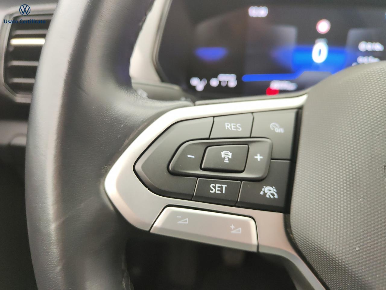 VOLKSWAGEN T-Cross - T-Cross 1.0 TSI Life