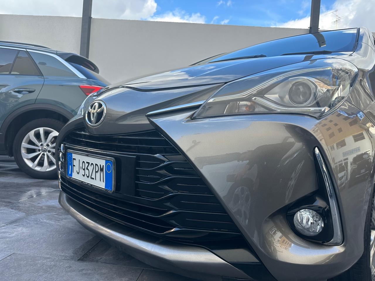 Toyota Yaris 1.0 5 porte Lounge