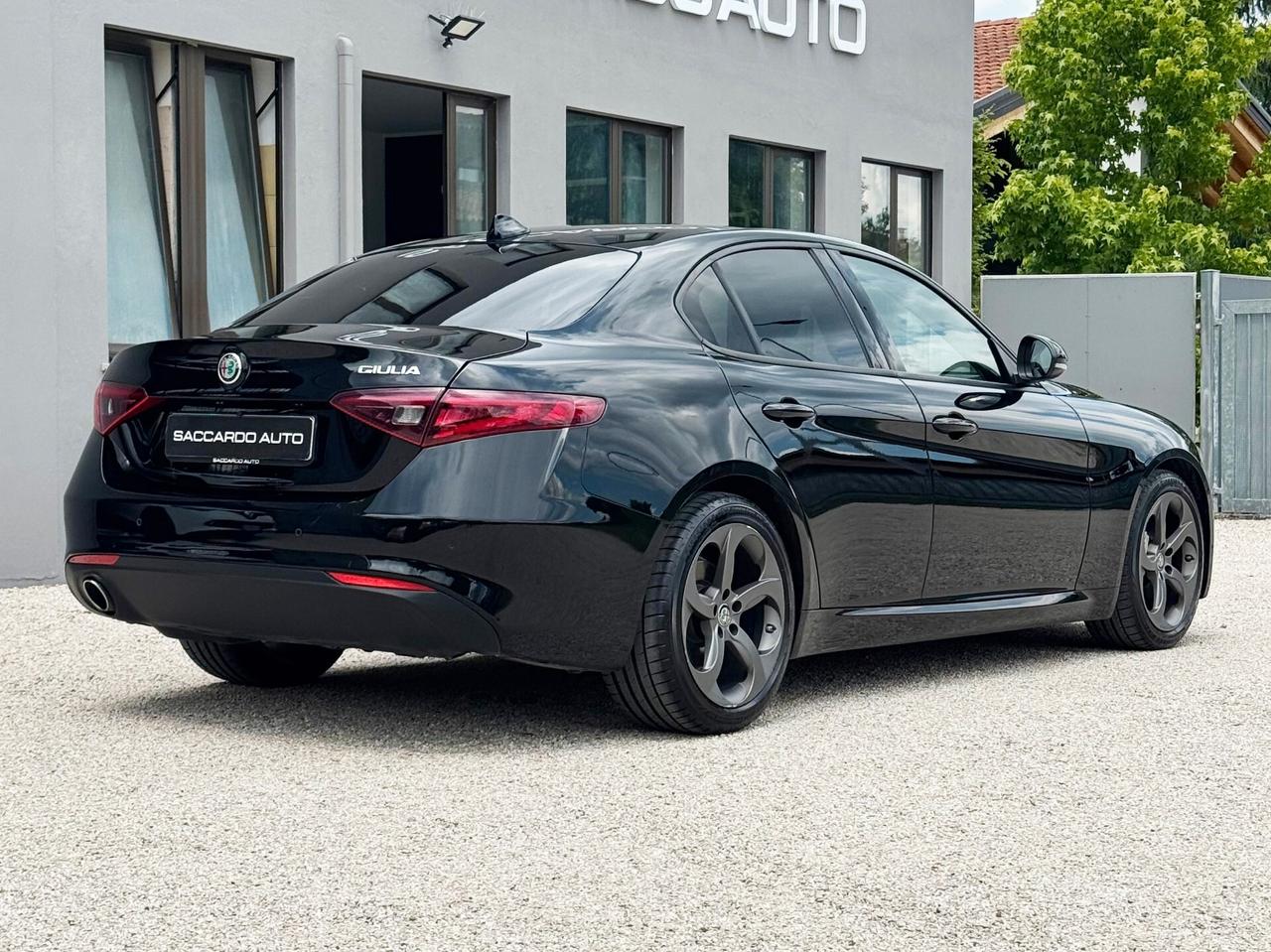 Alfa Romeo Giulia 2.2 Super 160cv AT8 | PREZZO PROMO
