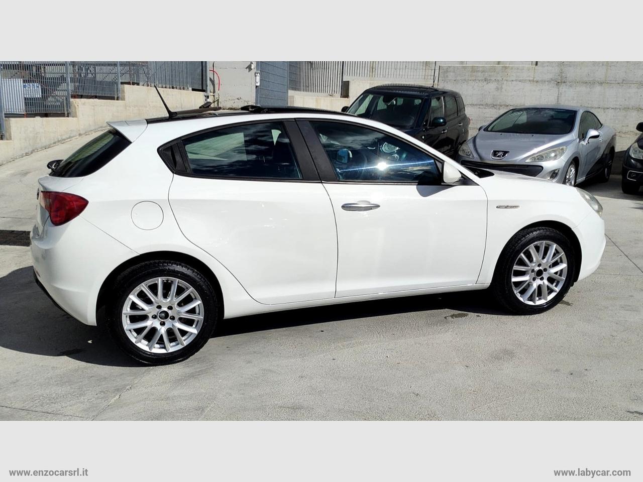 ALFA ROMEO Giulietta 1.6 JTDm-2 105 CV Distinctive TETTO APRIBILE