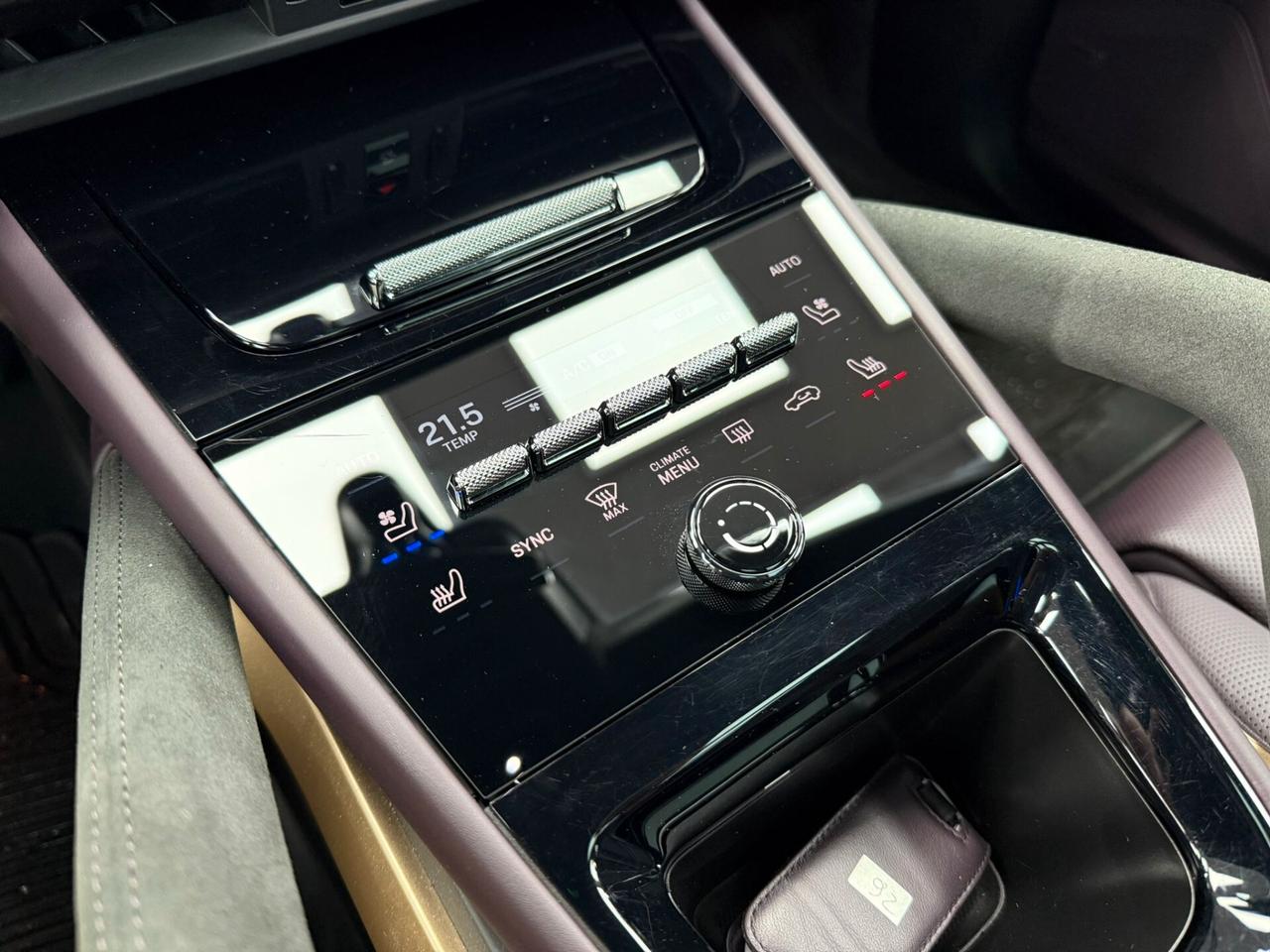 Porsche Cayenne 3.0 V6 E-Hybrid (483)