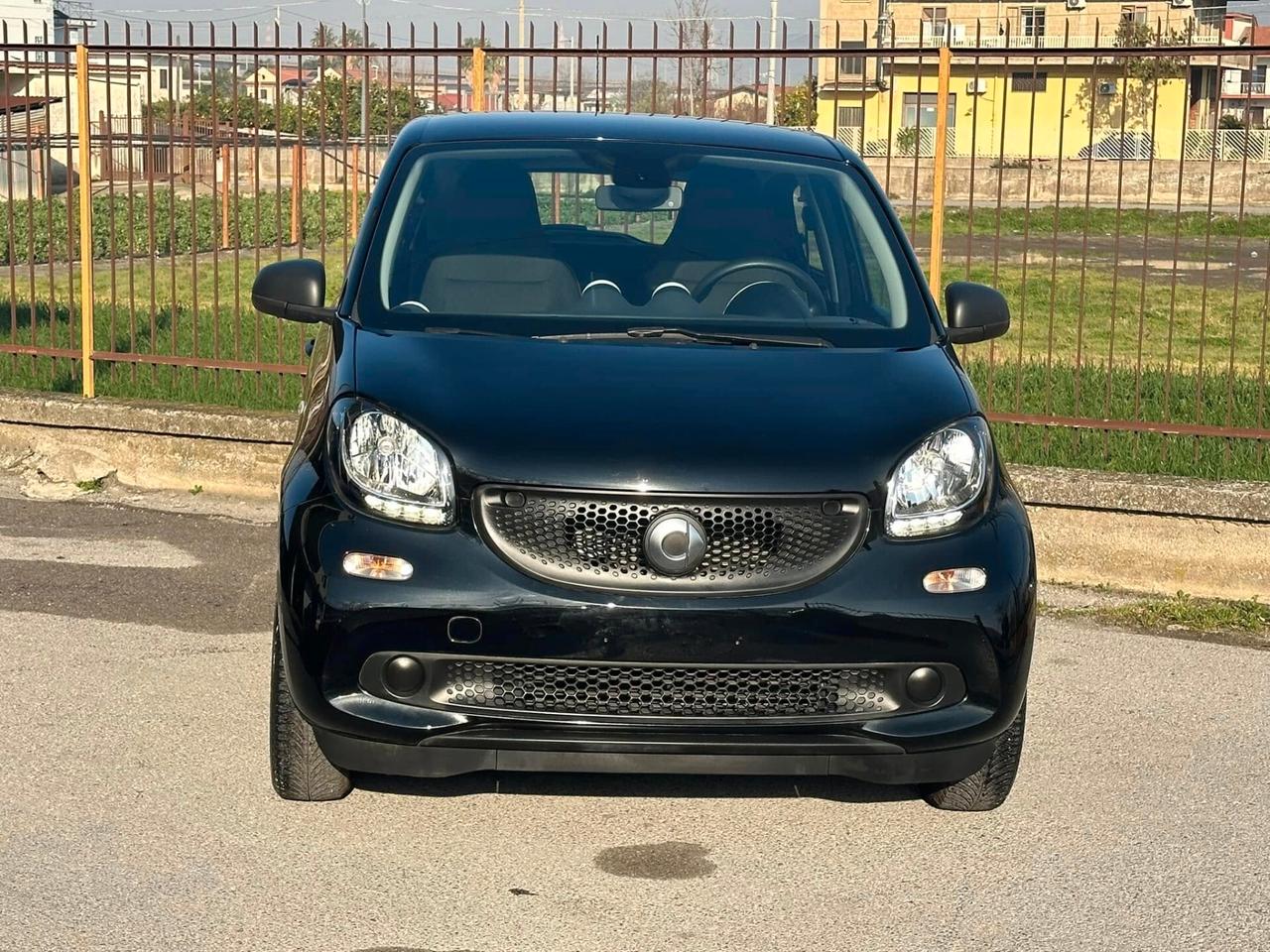 Smart ForFour 1.0 benz 70cv Automatica