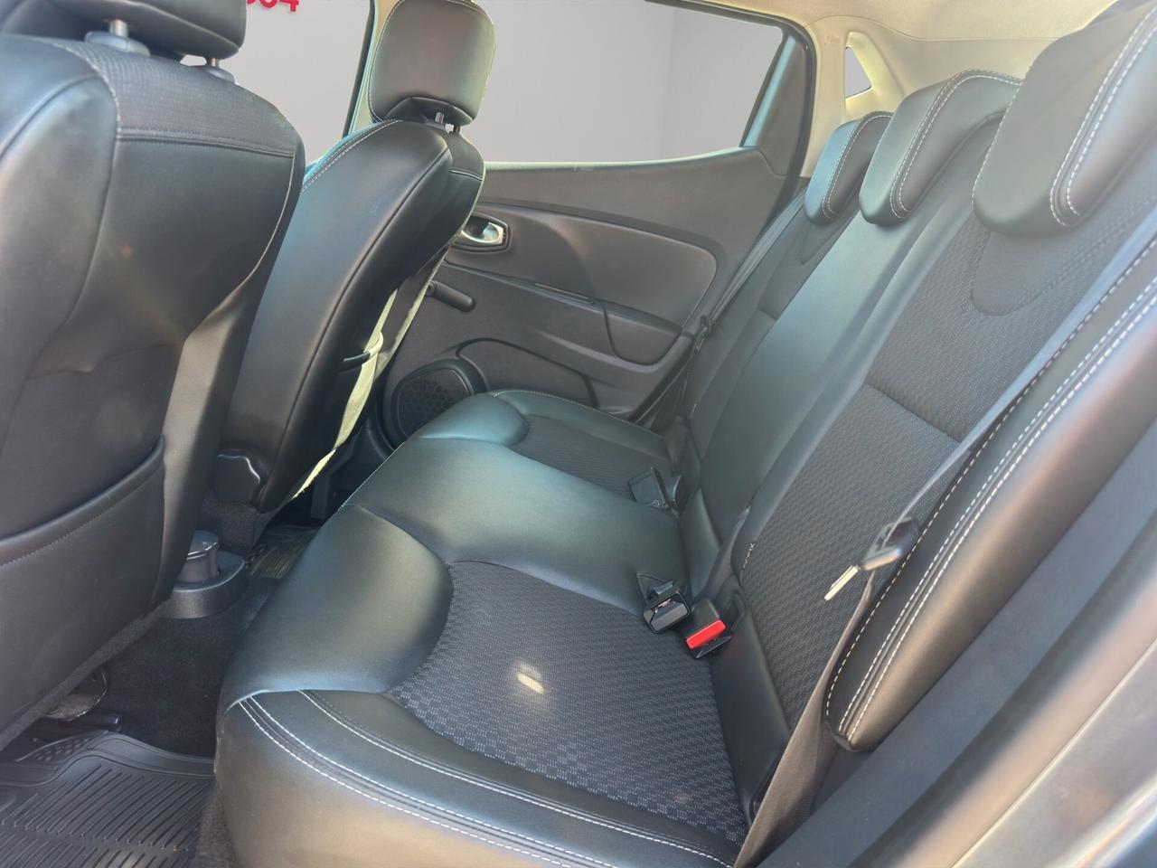 Renault Clio dCi 8V 75 CV Start&Stop 5 porte Energy Duel