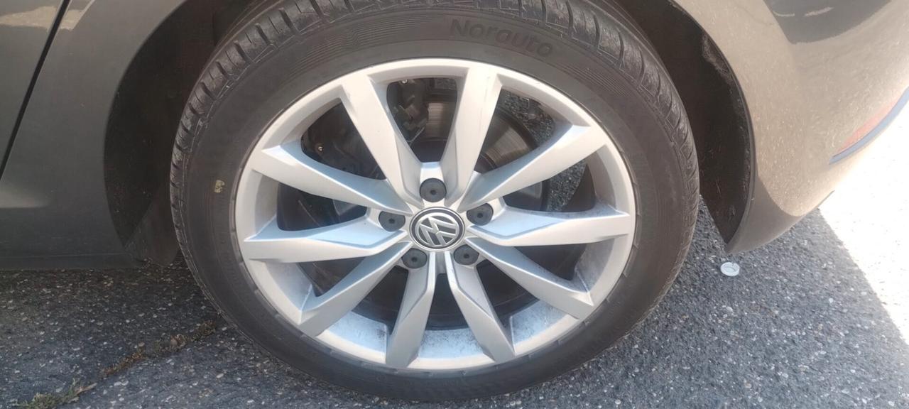Volkswagen Golf 1.6 TDI 115CV DSG 5p. Business BlueMotion Technology