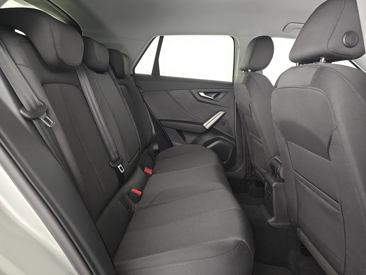 Audi Q2 35 2.0 tdi business advanced s-tronic