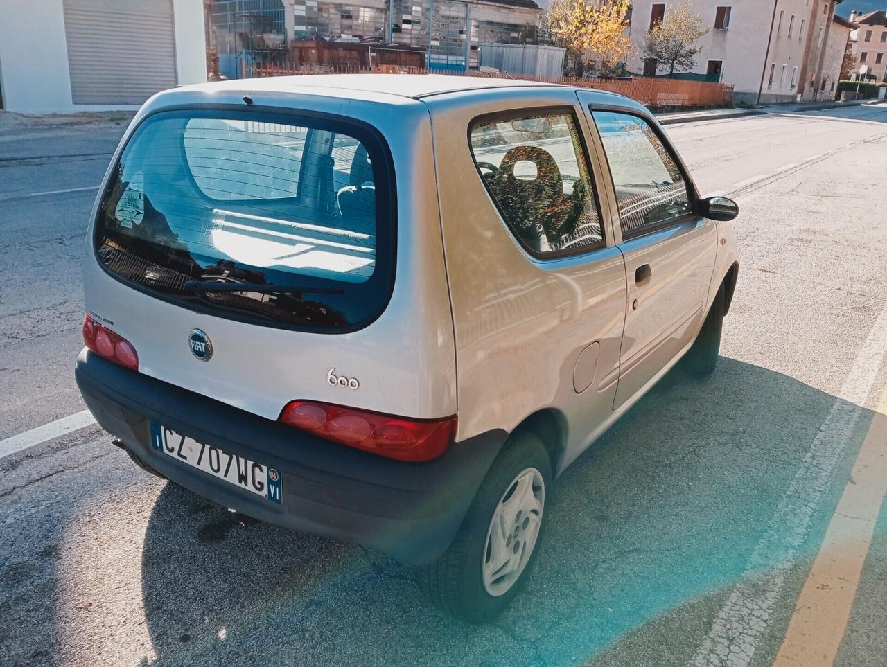 Fiat 600 1.1 Active