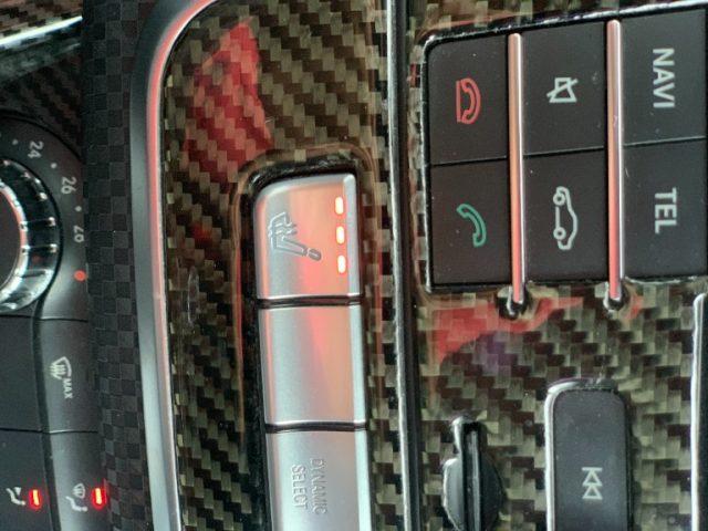 MERCEDES-BENZ A 180 Premium