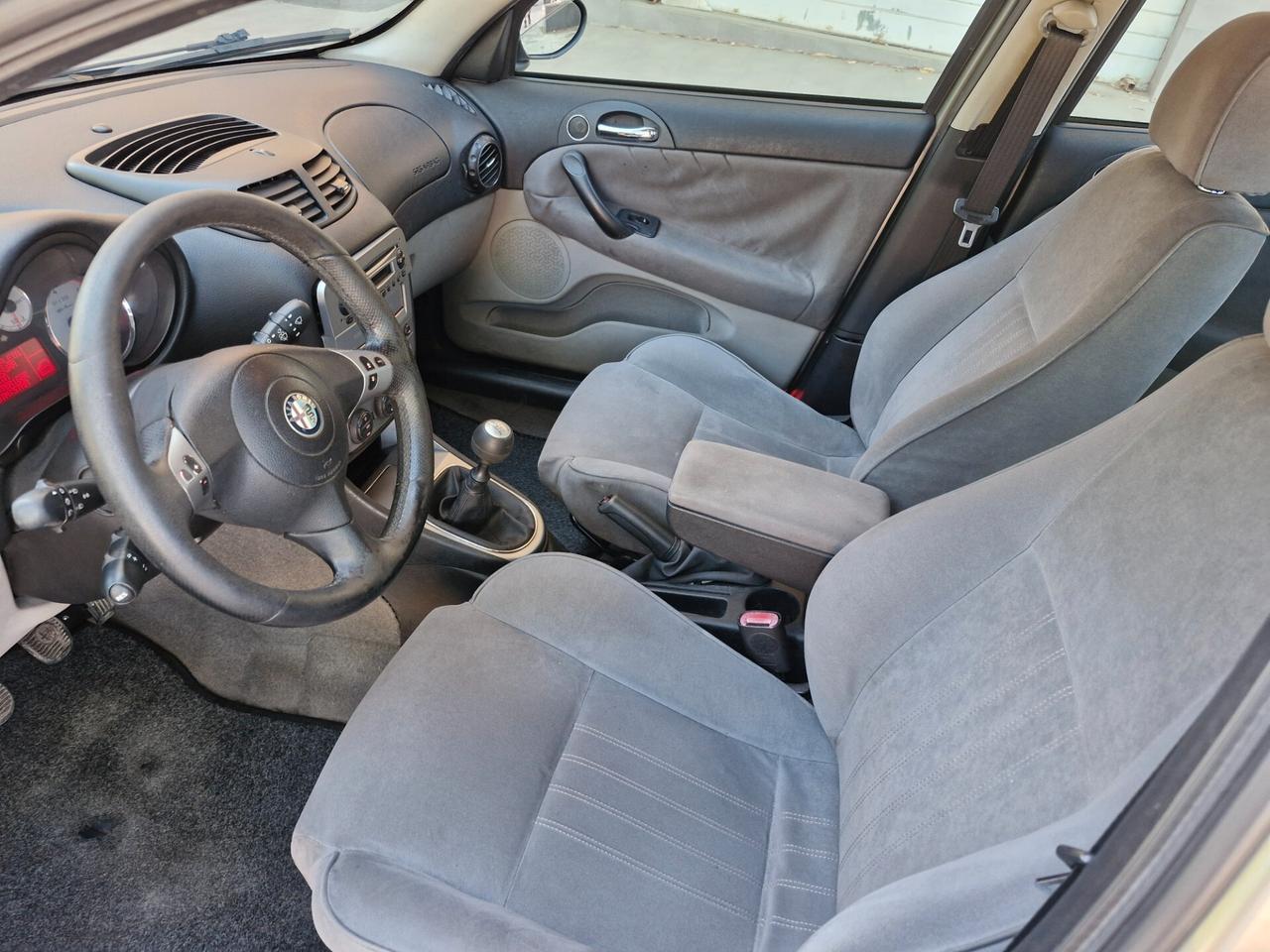 Alfa Romeo 147 1.9 JTD M-JET 16V 5 porte Dist.