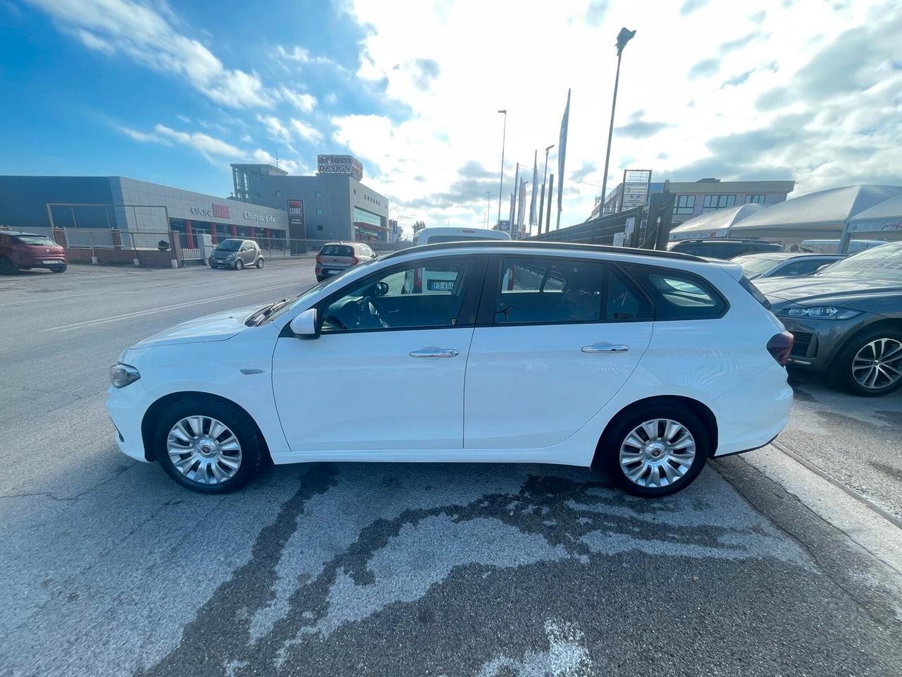 Fiat Tipo 1.6 Mjt S&S SW Lounge