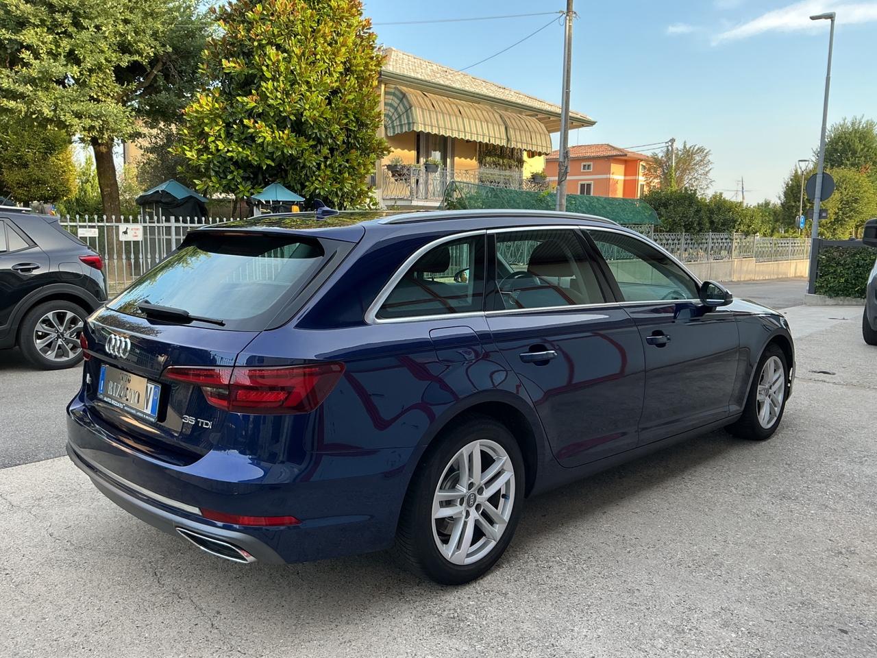 Audi A4 Avant 35 TDI S tronic Business Sport