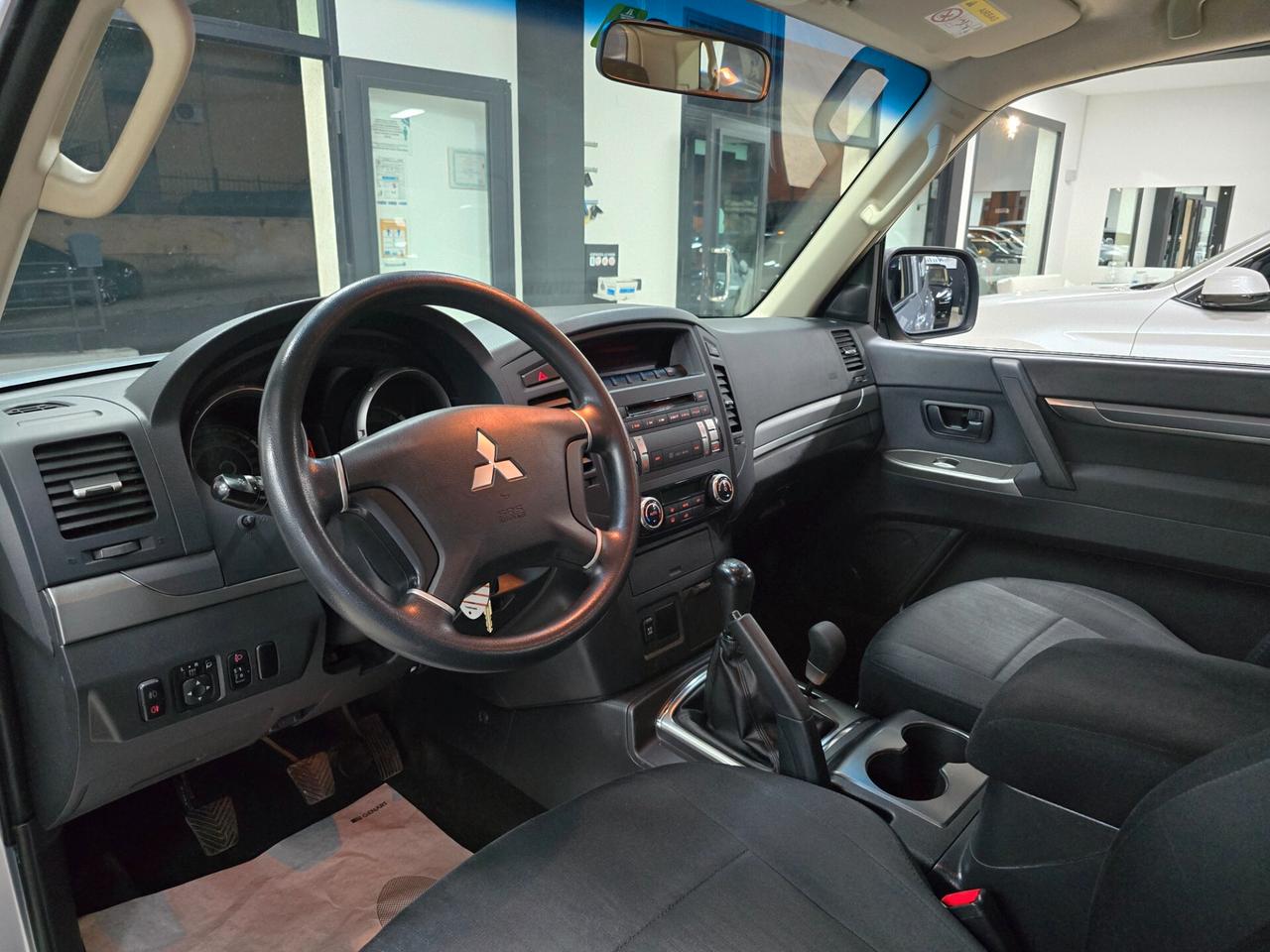 Mitsubishi Pajero 3.2 DI-D 16V 3p. Intense DPF
