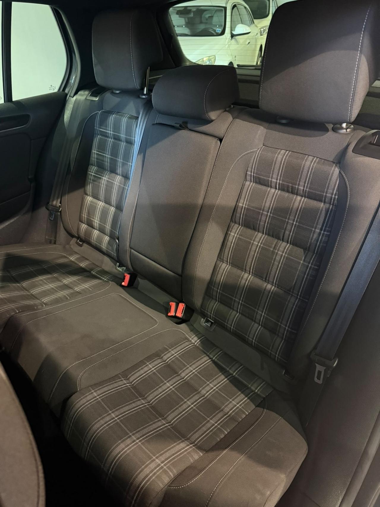 VOLKSWAGEN GOLF 6 GTD -UNICO PROPRIETARIO
