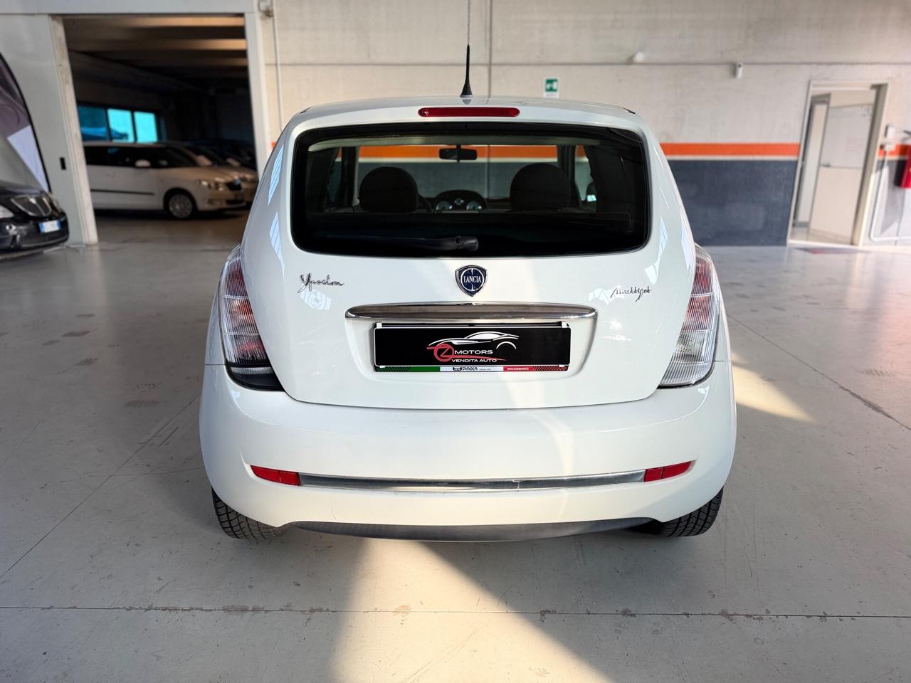 Lancia Ypsilon 1.3 MJT 75 CV Elle NEOPATENTATI