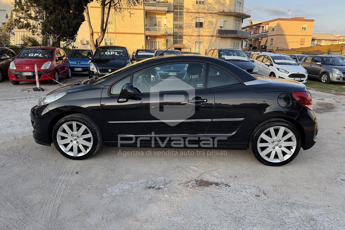 PEUGEOT 207 1.6 HDi 110CV CC Féline