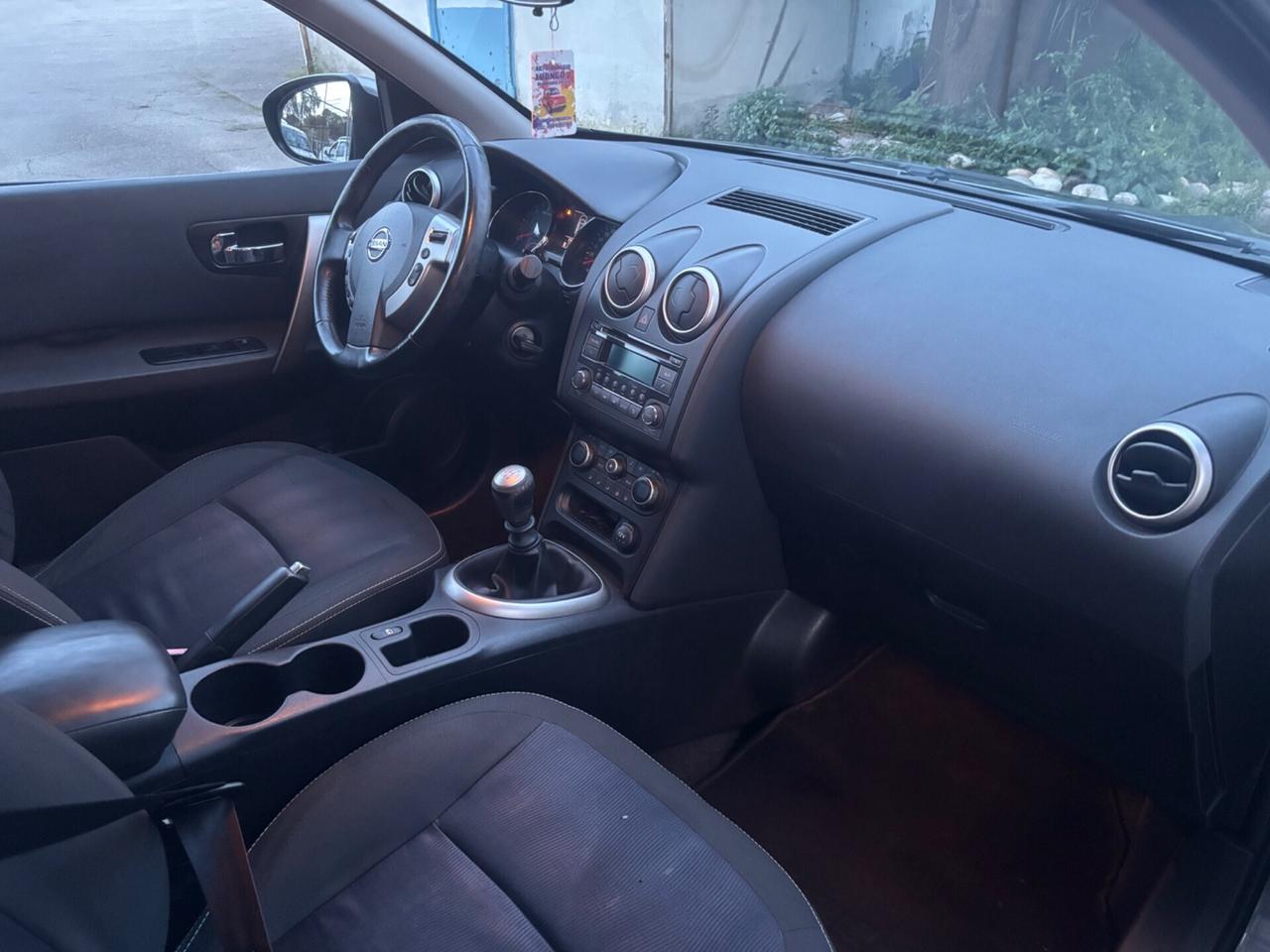 NISSAN QASHQAI 1.5 dCi Tekna 7p - 2011