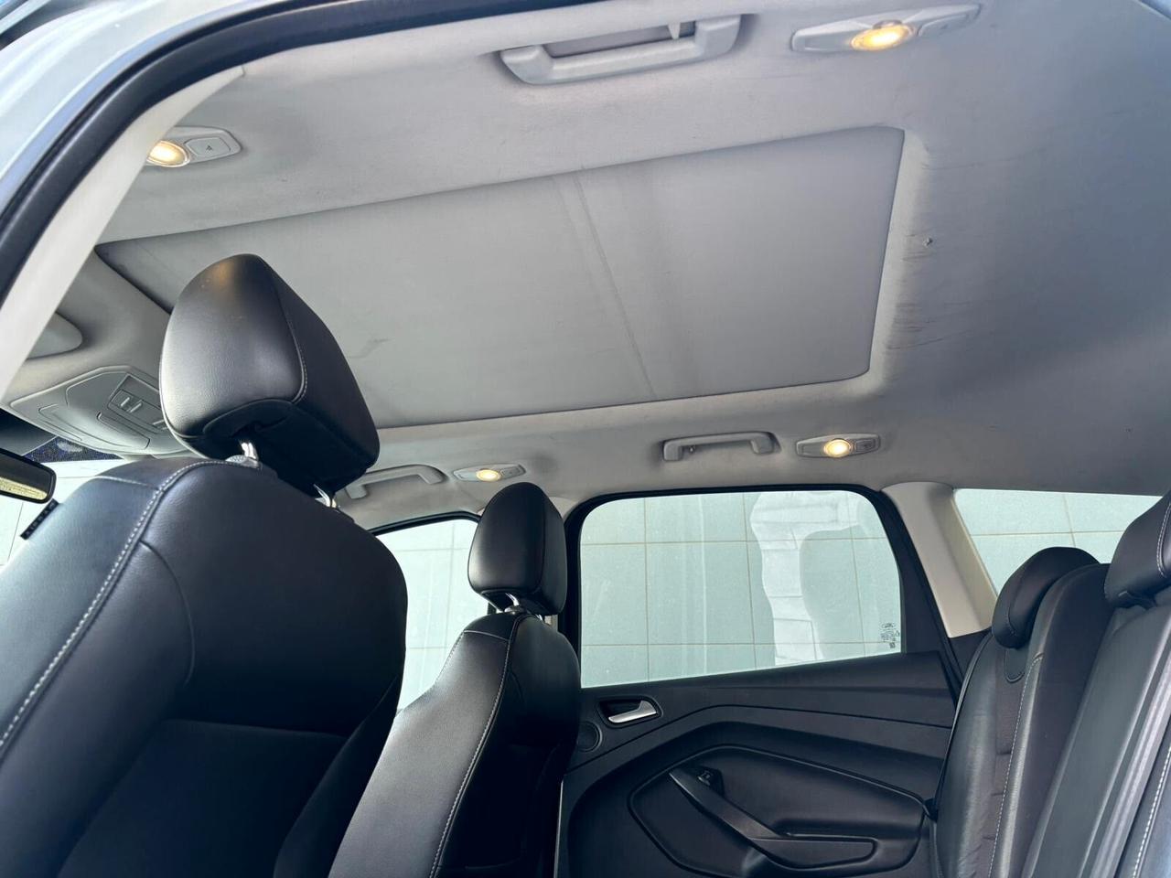Ford Kuga 2.0 TDCI 150 CV S&S 4WD Powershift Vignale