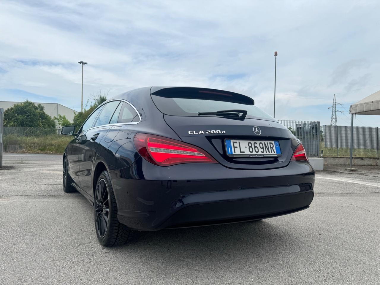MERCEDES CLA 200d S.B. Sport - Tetto Led Navi