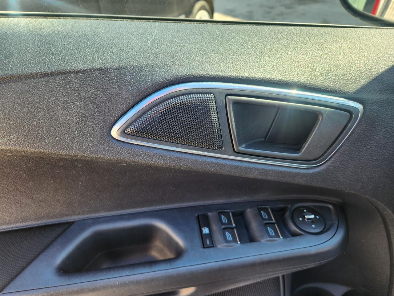 Ford B-Max 1.5 TDCi 75 CV Titanium