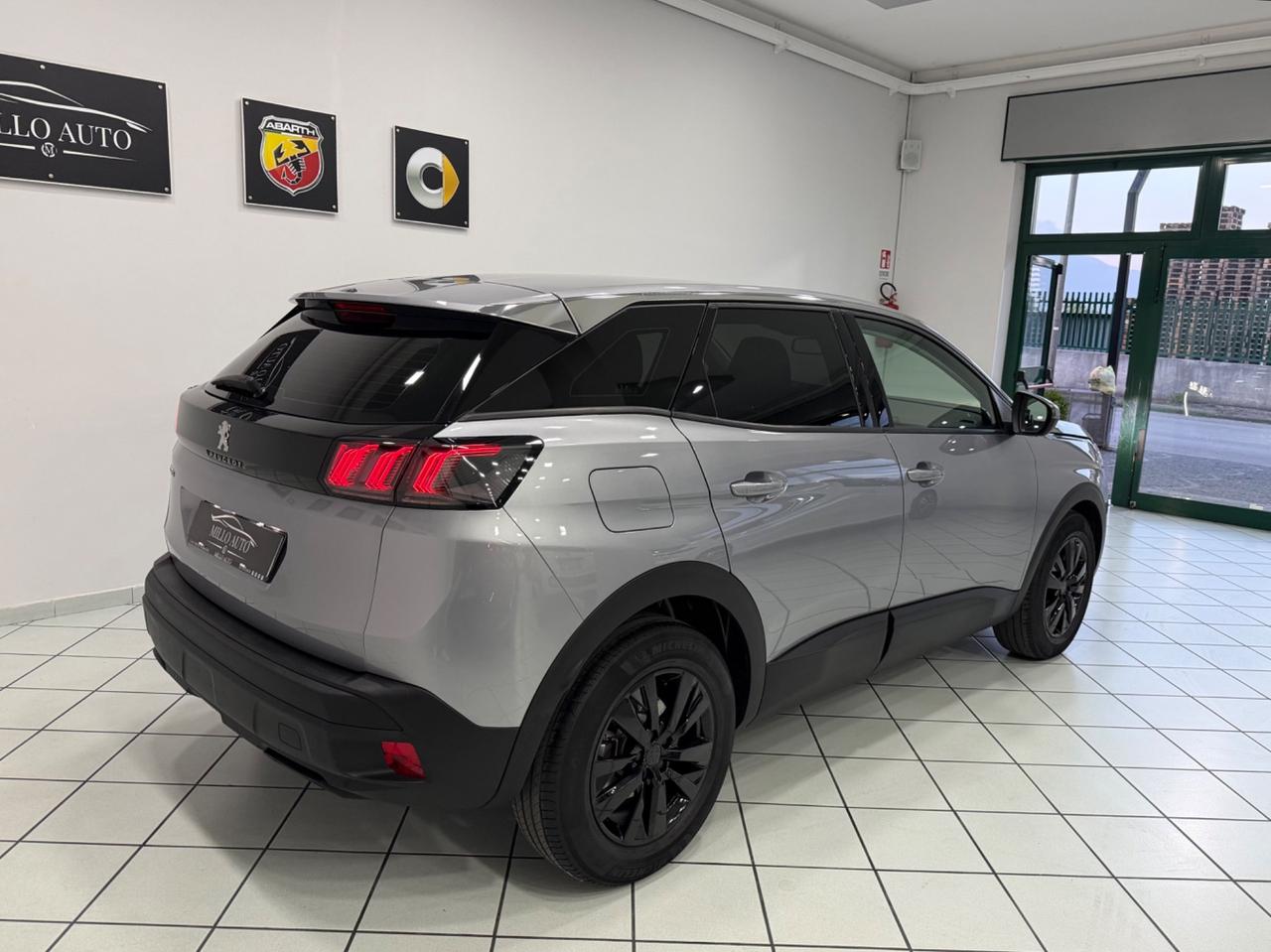 Peugeot 3008 BlueHDi 130 S&S EAT8 Allure