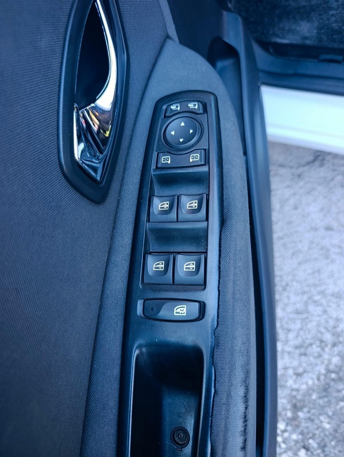 Renault Scenic 1.5 dCi Wave 2013