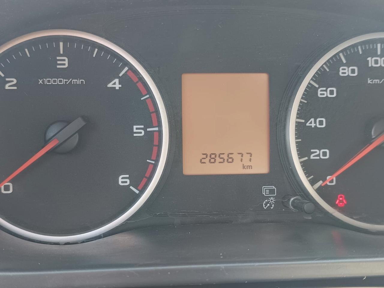 Mitsubishi L200 2017 - 2.4D 4X4 Lb automobili