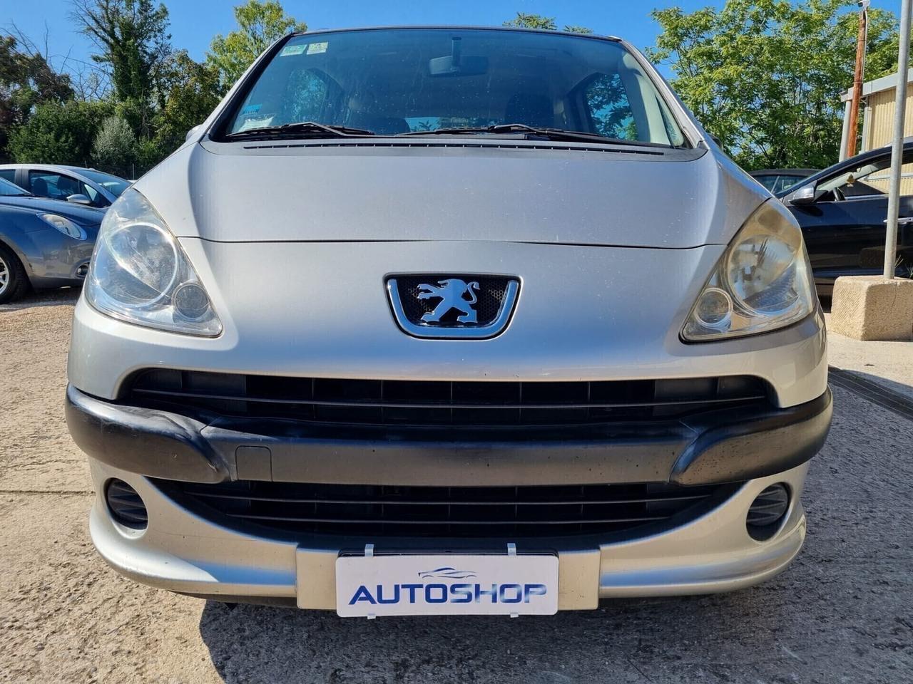 Peugeot 1007 1.4 HDi Happy