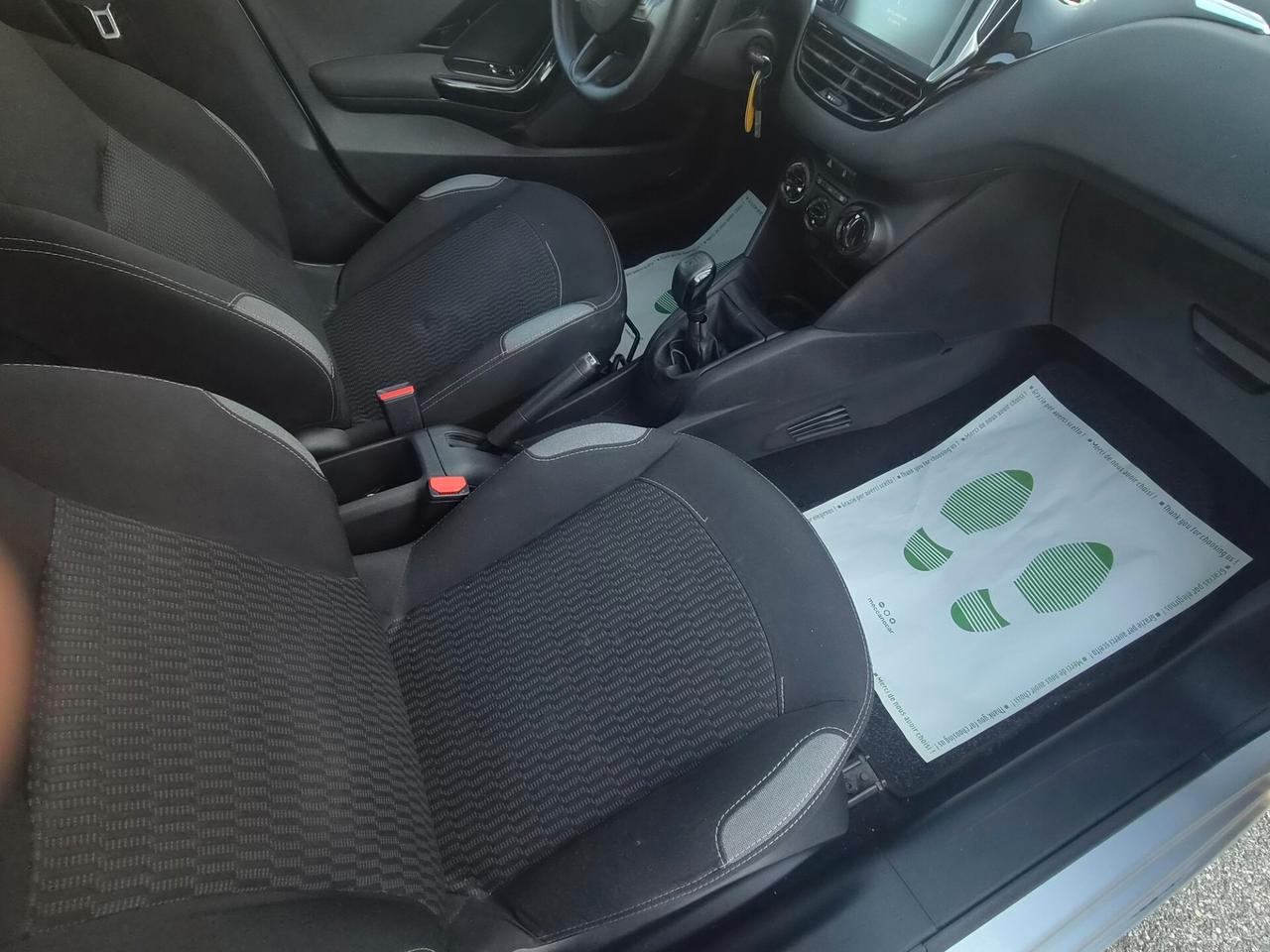 Peugeot 208 Benzina 1.2 E6 82cv neopatentati